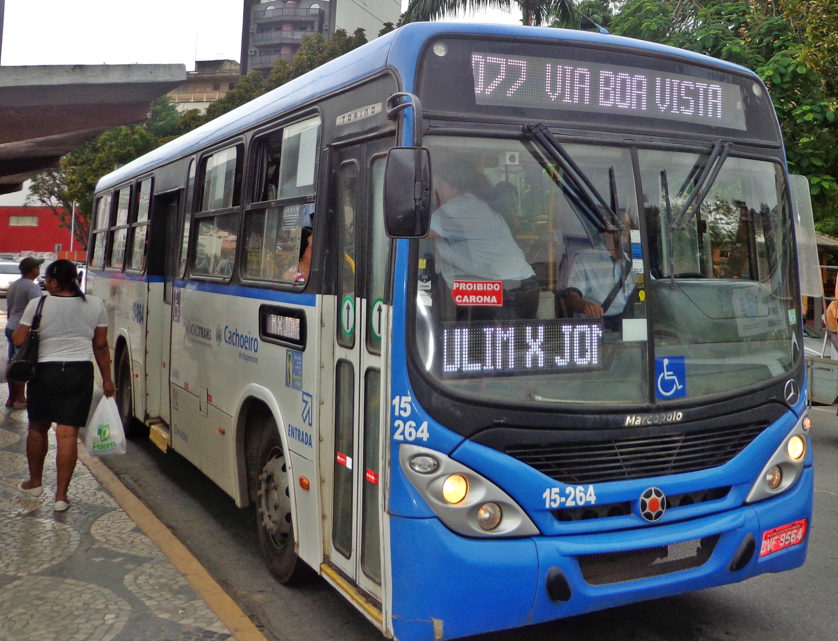 Três linhas de ônibus terão horários alterados aos sábados em