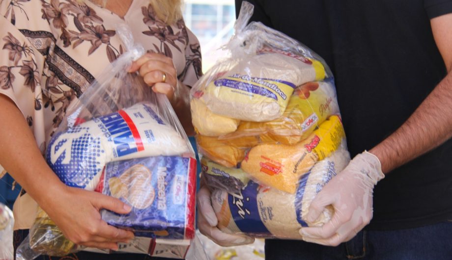 Prefeitura já entregou mais de 700 cestas básicas solicitadas via Ouvidoria  - Prefeitura de Cachoeiro de Itapemirim - ES